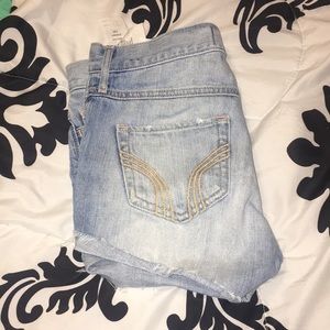 Hollister high waisted light wash jean shorts